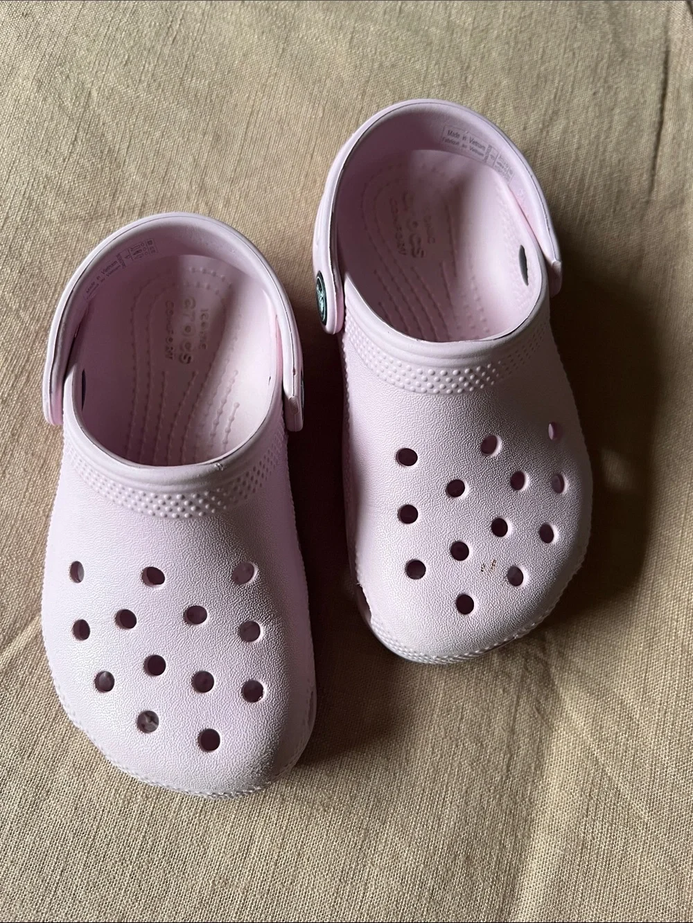 CROCS Kids Classic Clog in Light Pink
